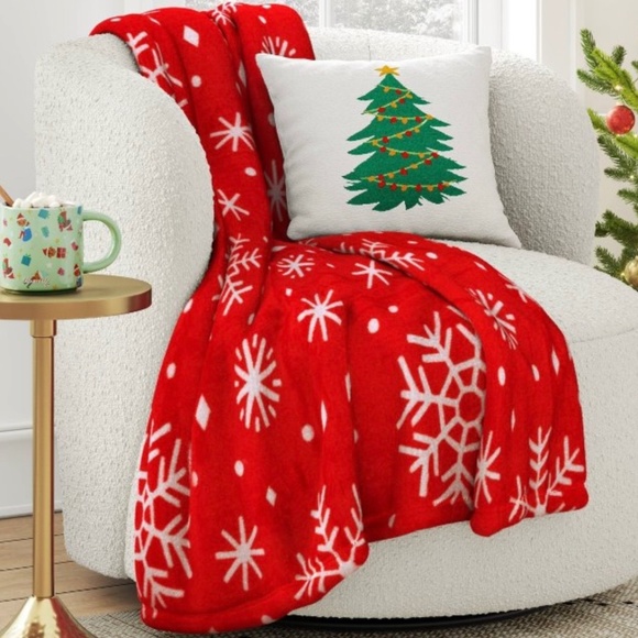 Wondershop Snowflake Printed Plush Throw Blanket Red - Picture 2 of 10